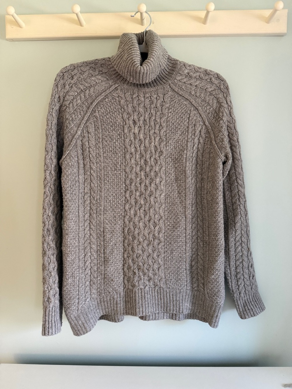 Women’s two bees cashmere wool Cable Knit fisherman Turtleneck Sweater gray M